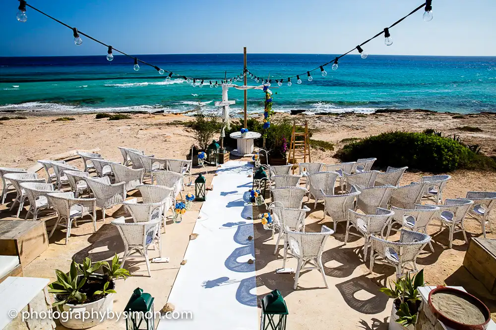 A wedding photographer in Spain – Hannah & Gurdeep’s wedding in Formentera