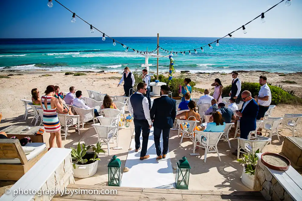 A wedding photographer in Spain – Hannah & Gurdeep’s wedding in Formentera