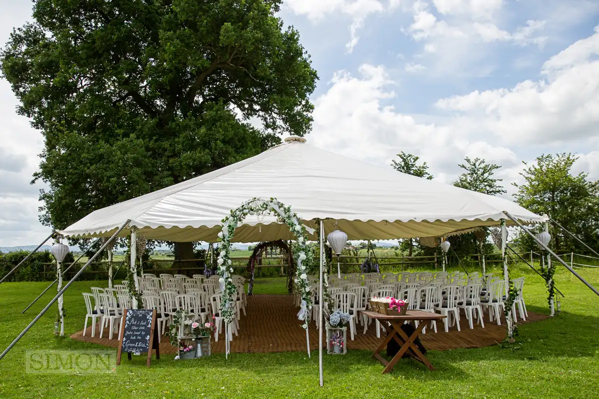 A country wedding in Tewkesbury