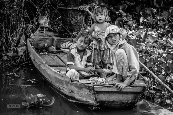 Boat Children, Tonle Sap, Cambodia