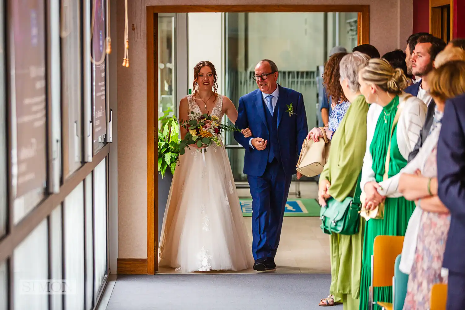 Getting married in France – Château de Mesnières