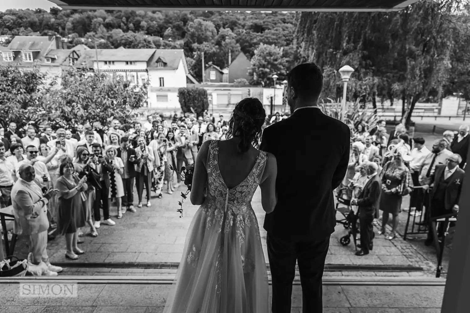 Getting married in France – Château de Mesnières