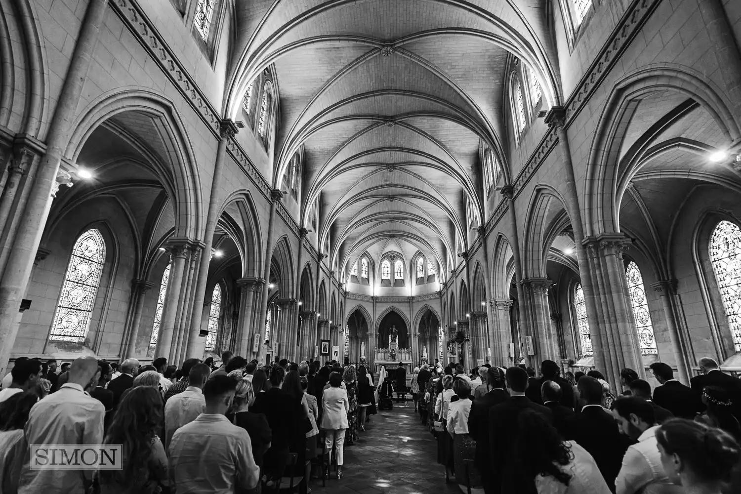 Getting married in France – Château de Mesnières