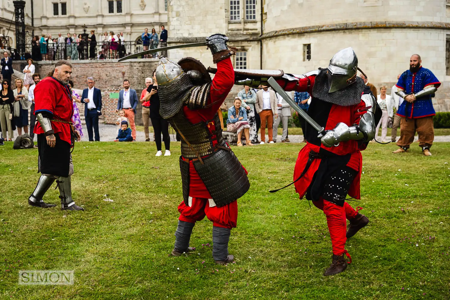 Getting married in France – Château de Mesnières