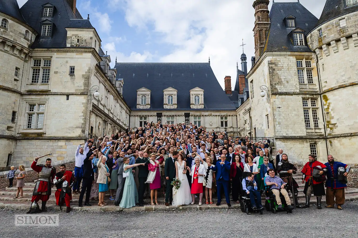 Getting married in France – Château de Mesnières