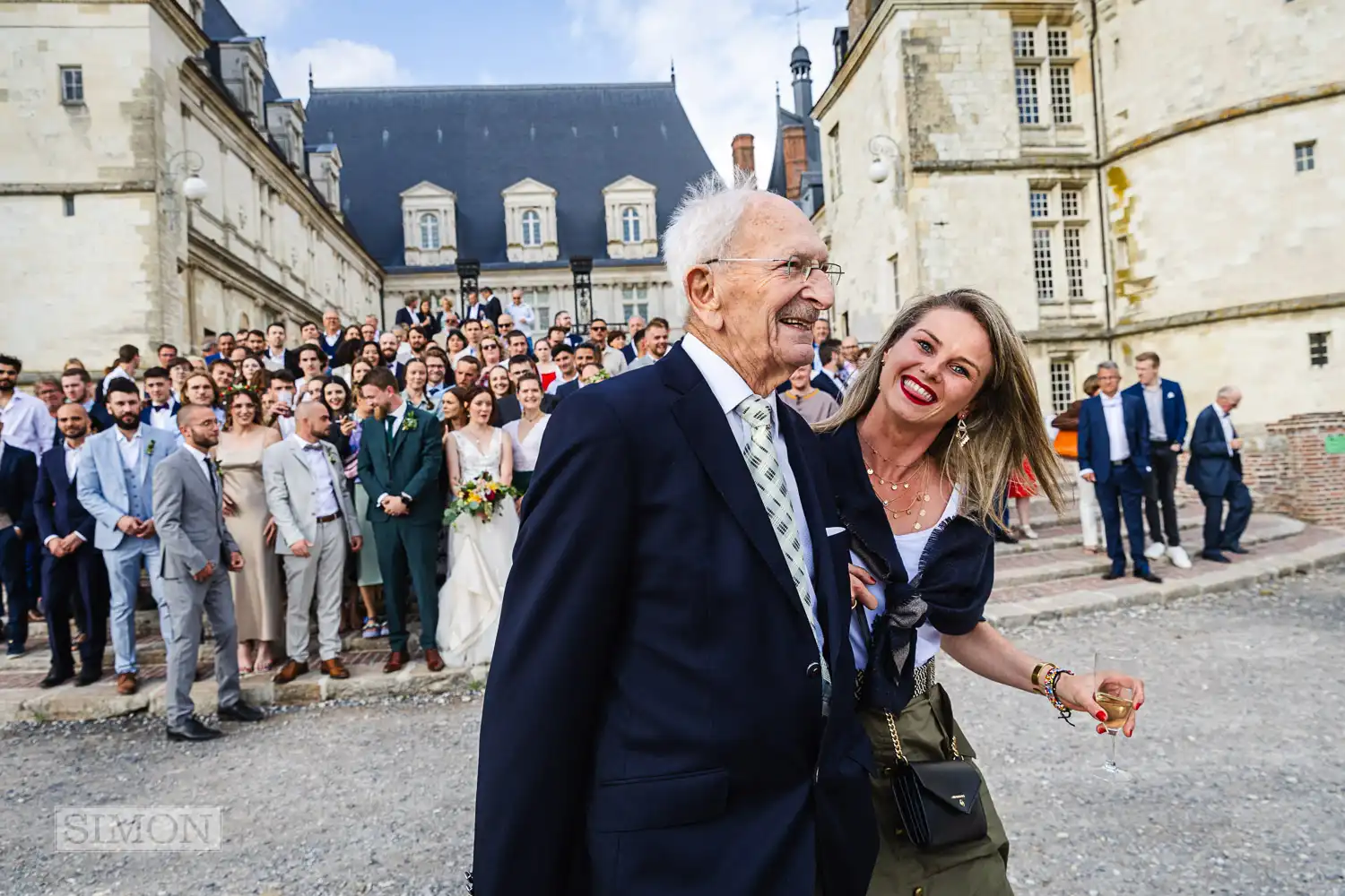 Getting married in France – Château de Mesnières