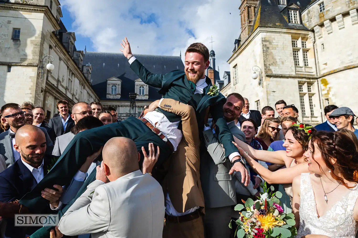 Getting married in France – Château de Mesnières