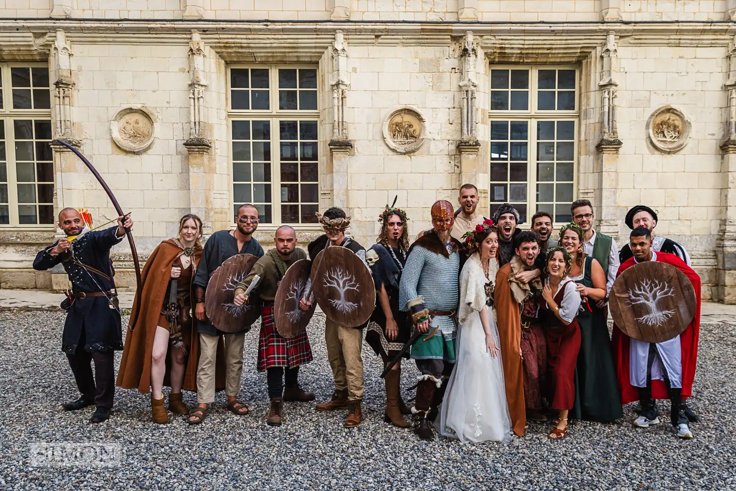 Getting married in France – Château de Mesnières