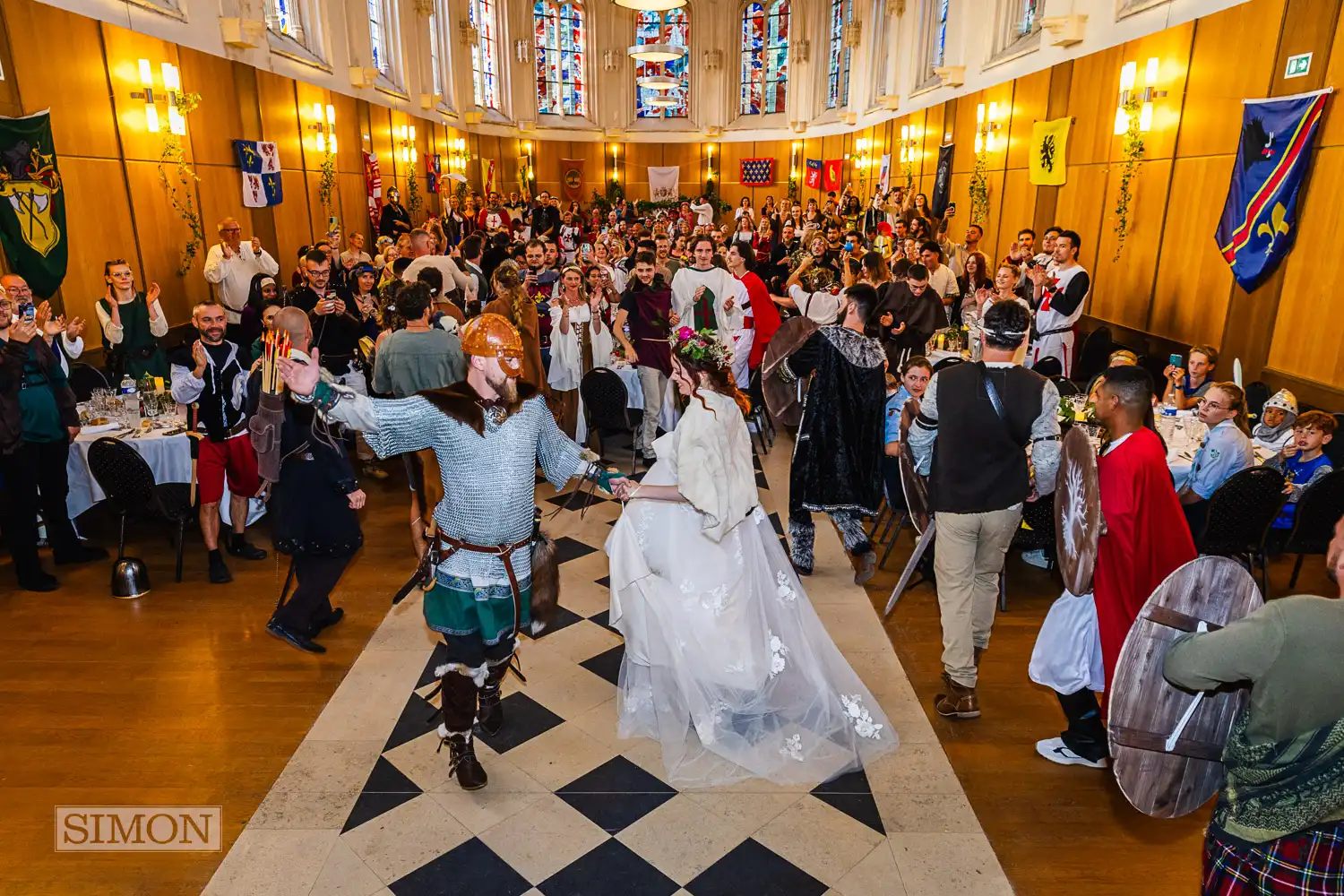 Getting married in France – Château de Mesnières