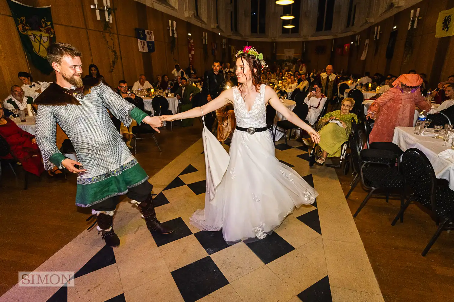 Getting married in France – Château de Mesnières