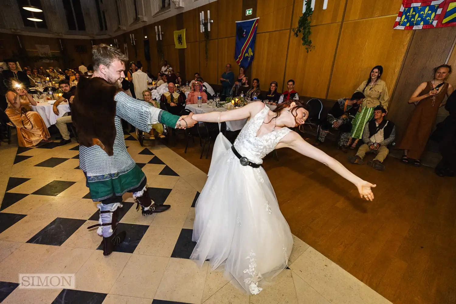 Getting married in France – Château de Mesnières