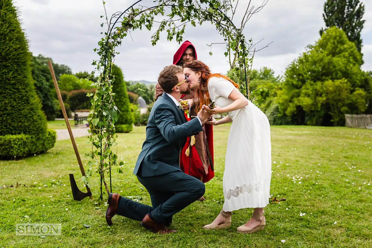 Getting married in France – Château de Mesnières